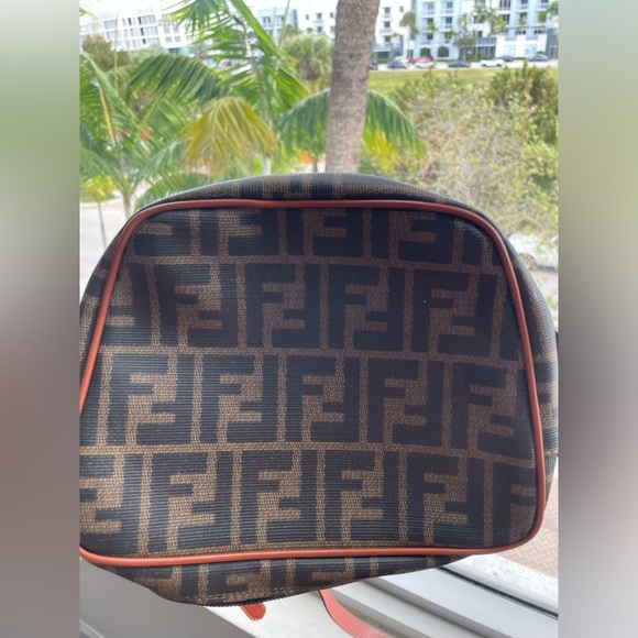 Fendi Shoulder Bag - Picture 4 of 6